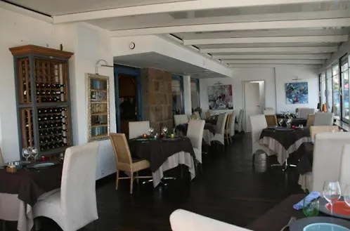 ***  Hotel Le Suroit Perros-Guirec Francia